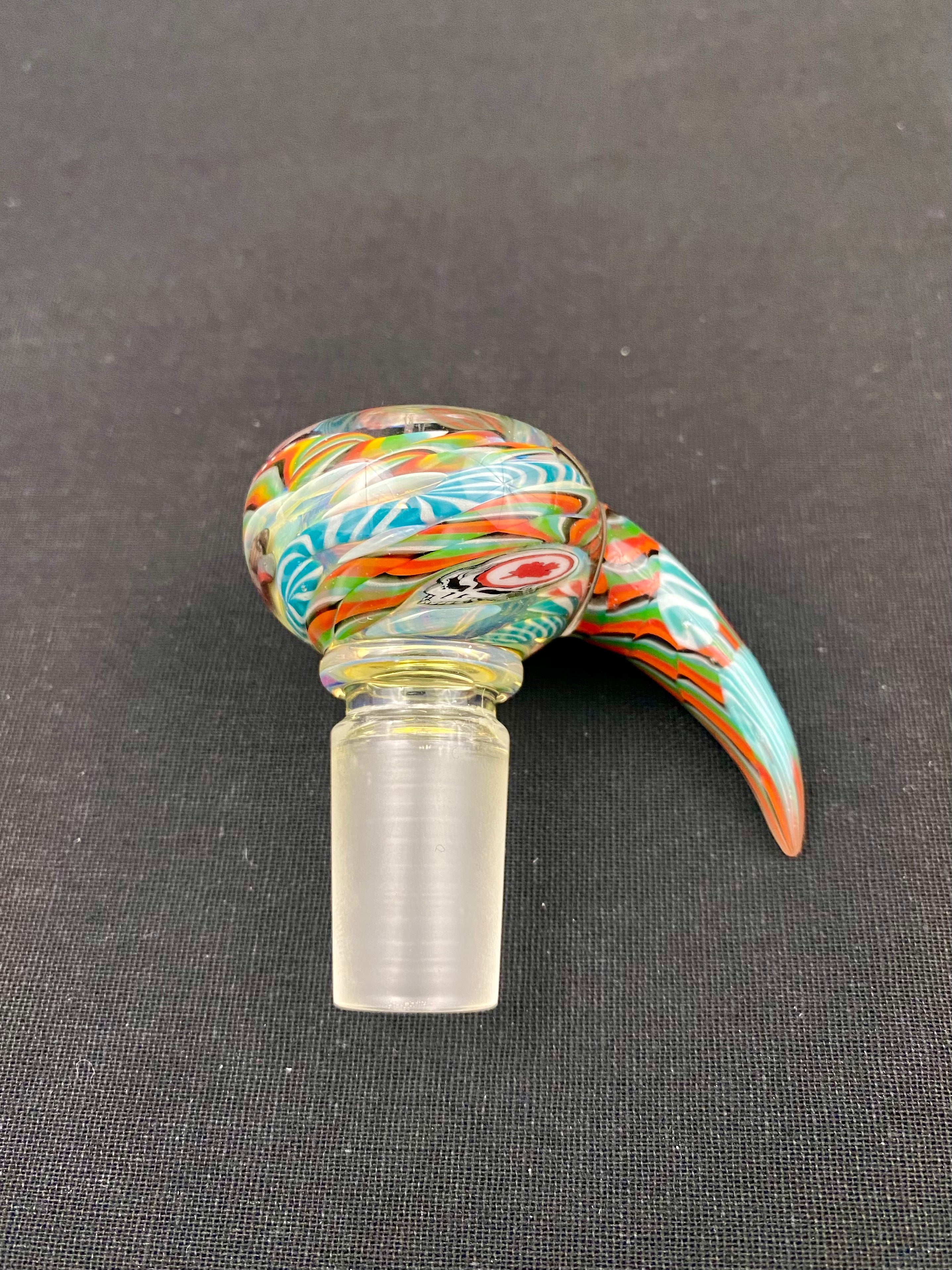 Bol à piston en verre taillé en forme de pierre tombale de 18 mm