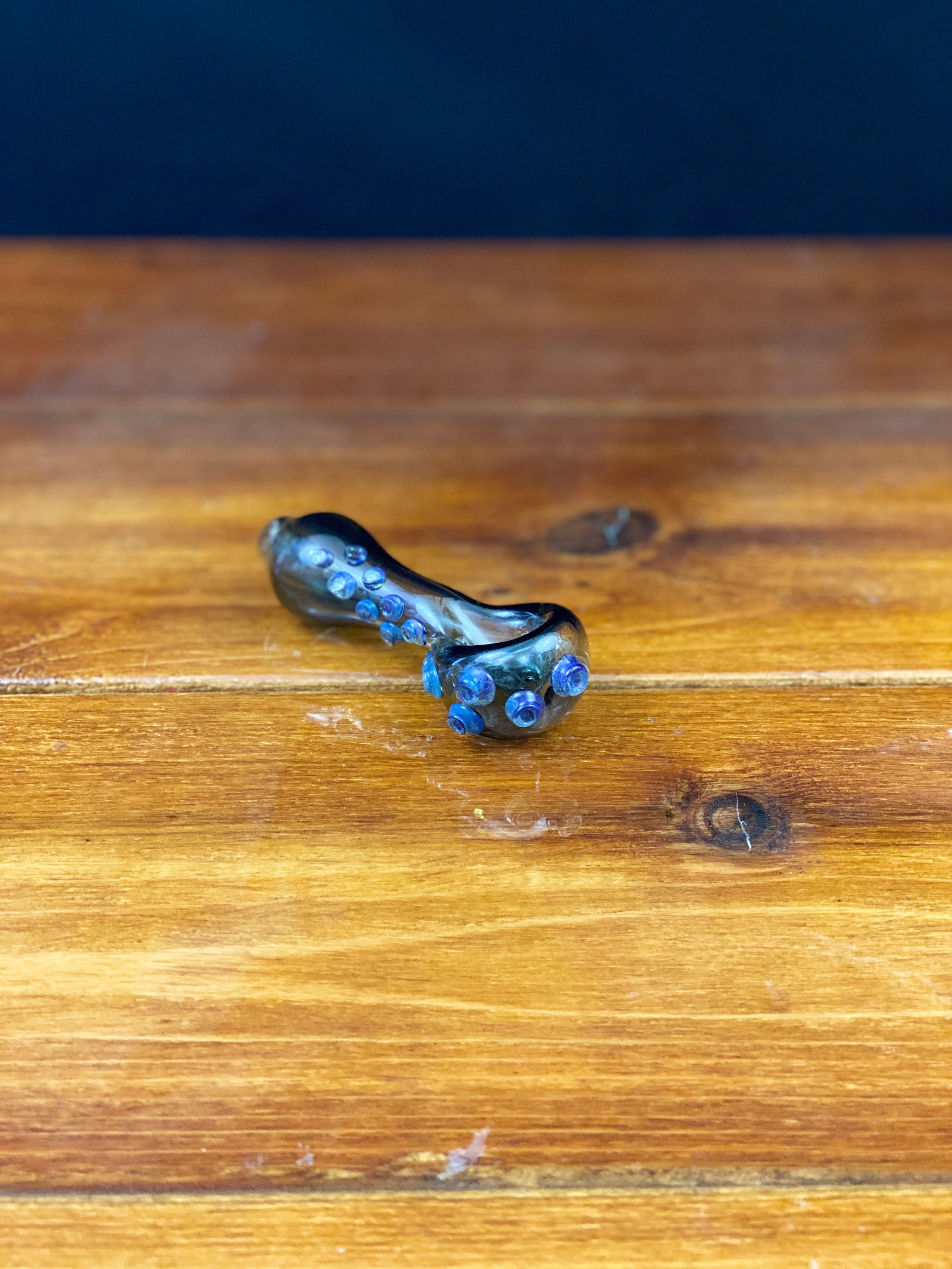 Omen Studios - Pipe à tentacules colorée